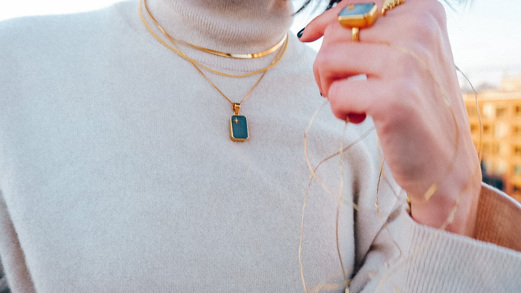 Moonstar Pendant Necklace Grey Moonstone