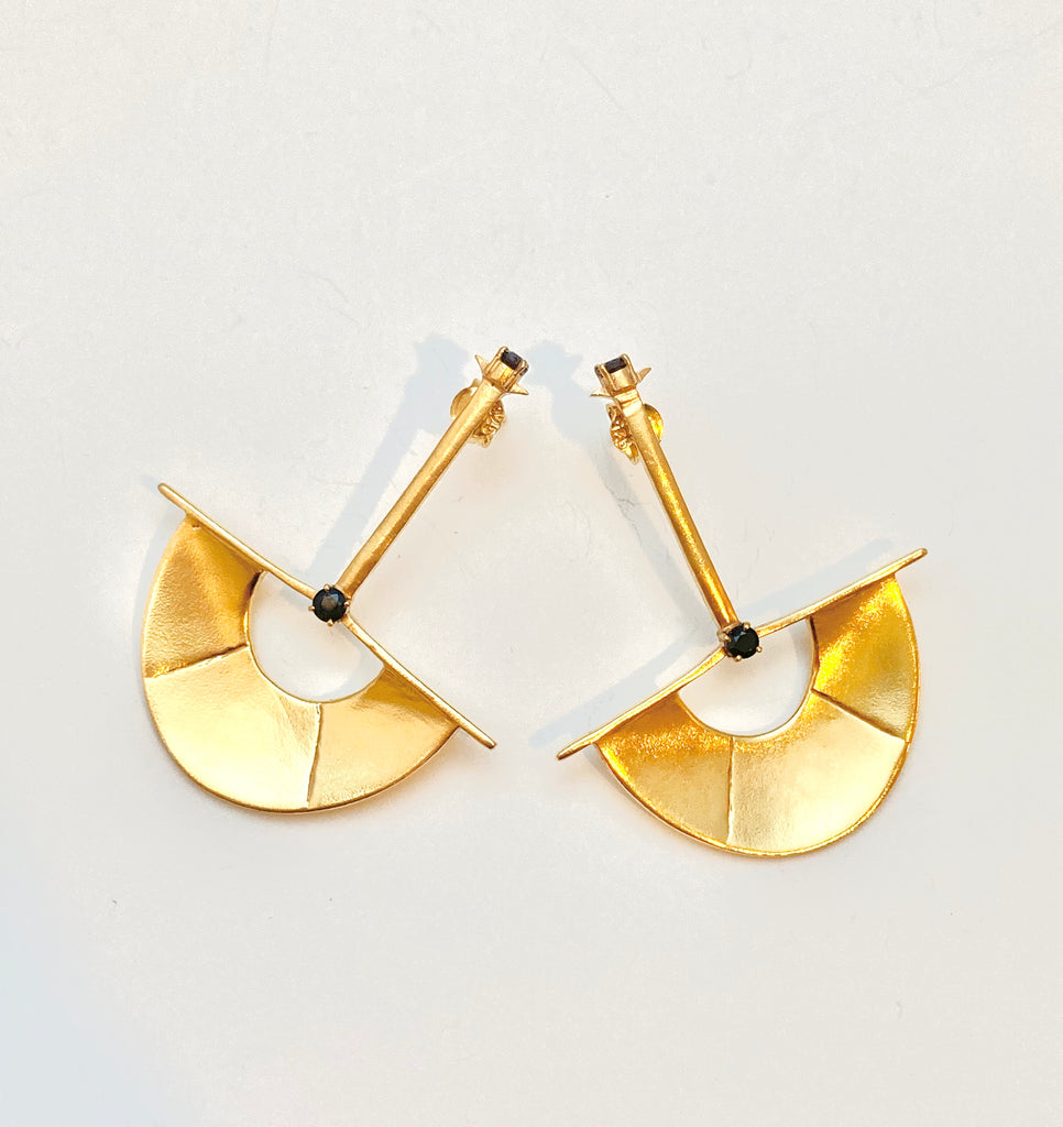 Anchor Earring in Gold