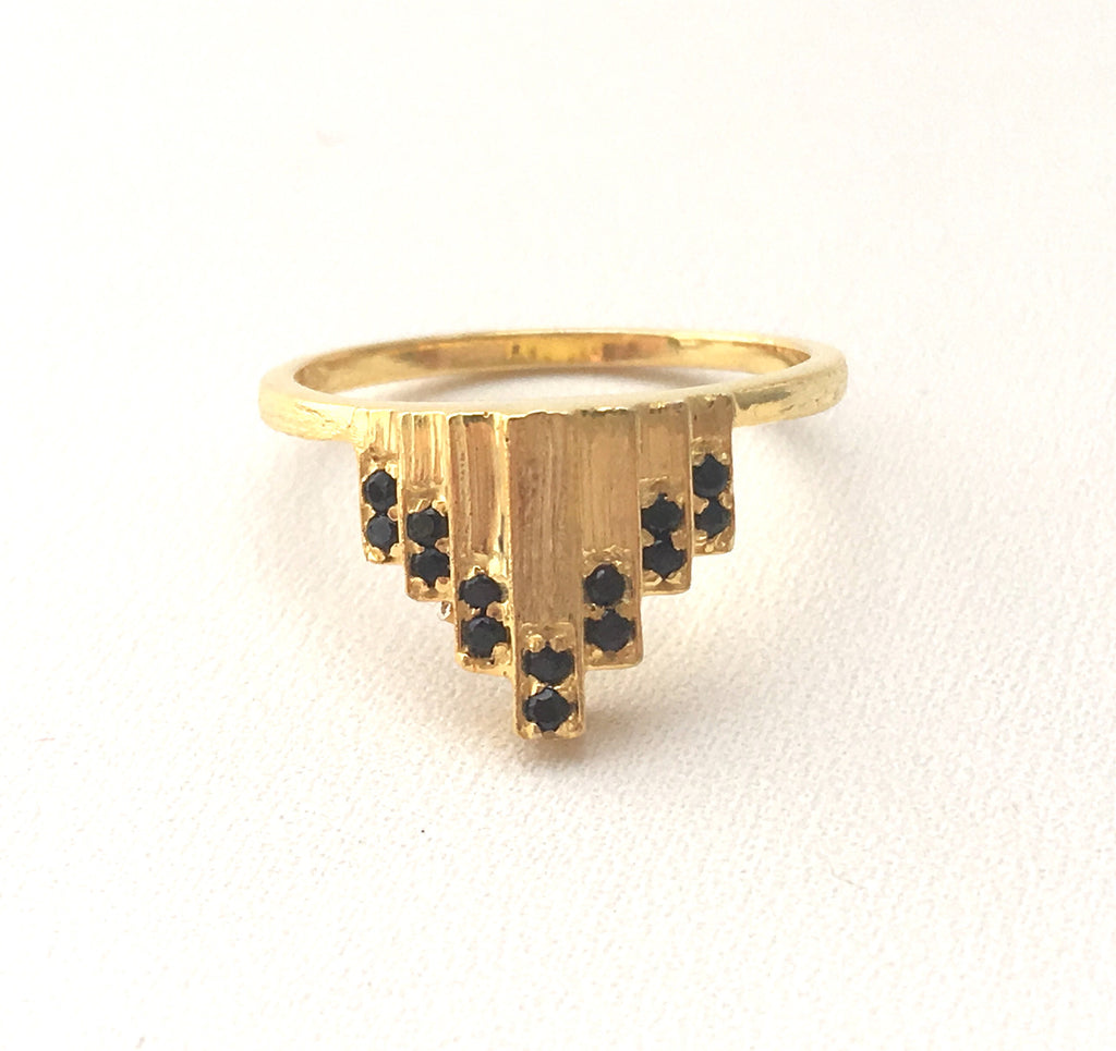 Maiden Ring in Gold